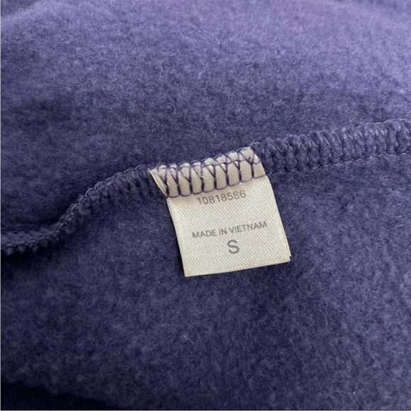 VICTORIA'S SECRET Purple Sherpa Robe - Picture 7 of 8